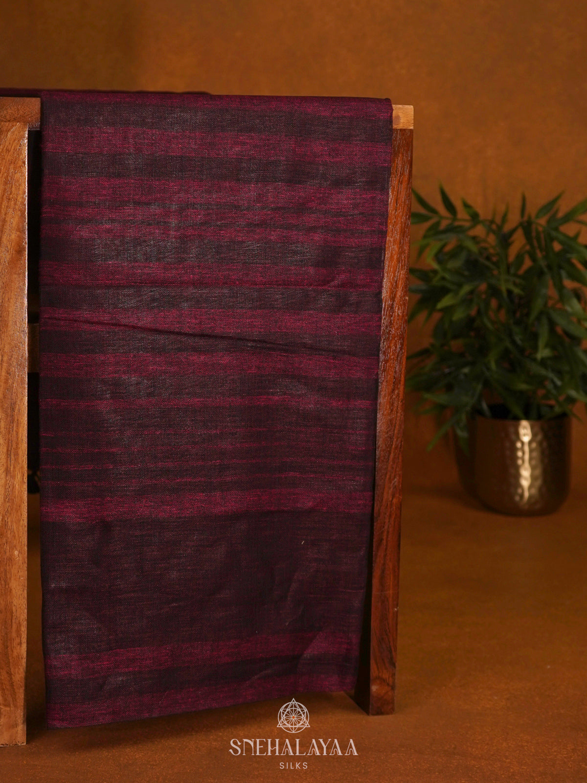 Maroon Linen Saree