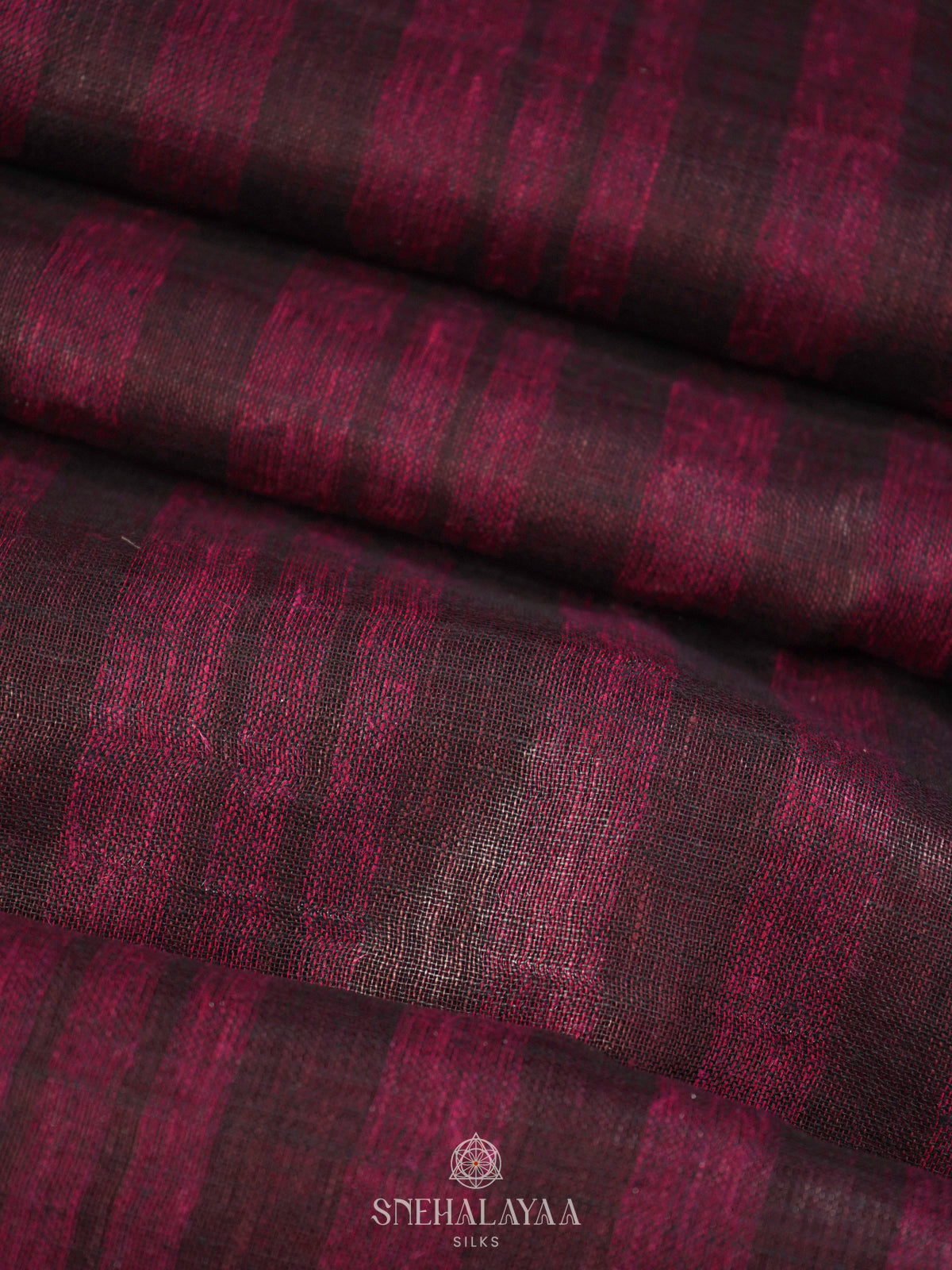 Maroon Linen Saree