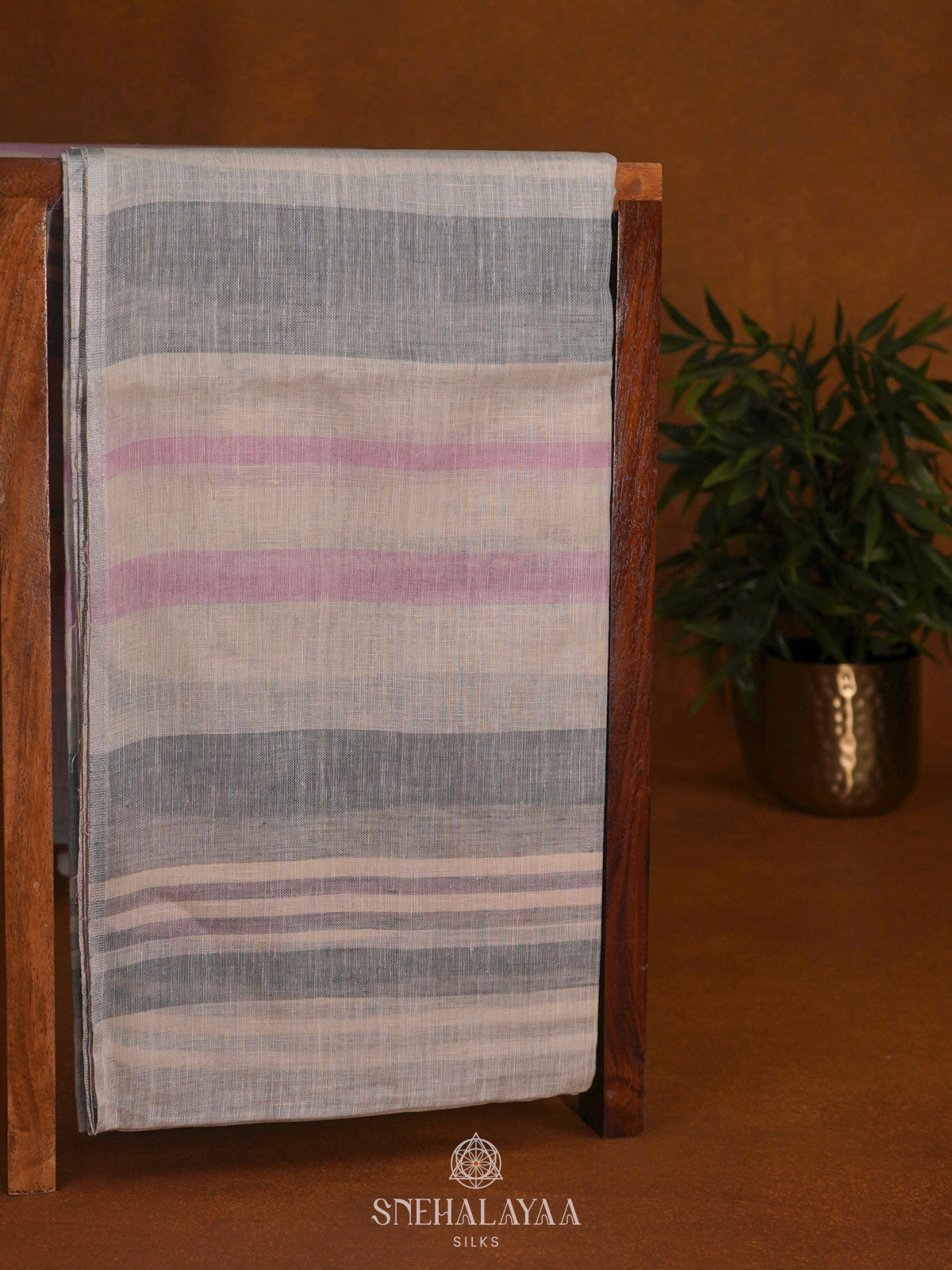 Off White Linen Saree