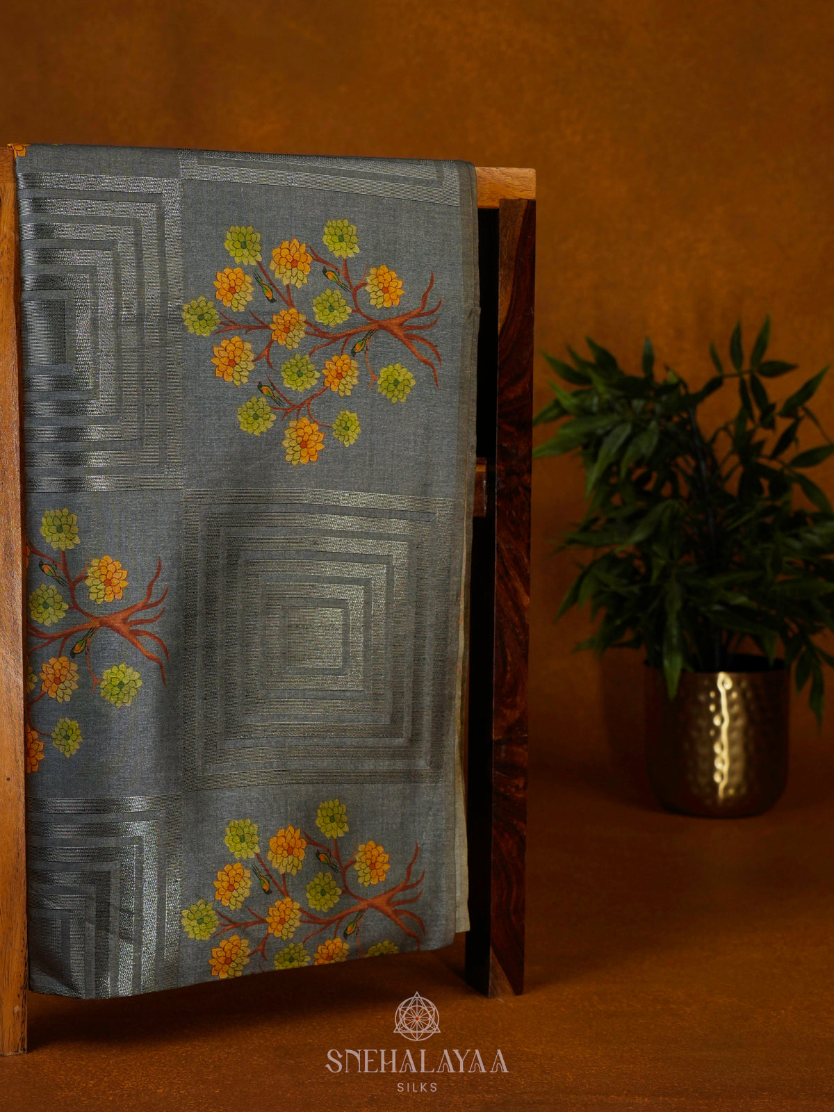 Grey Jute Saree