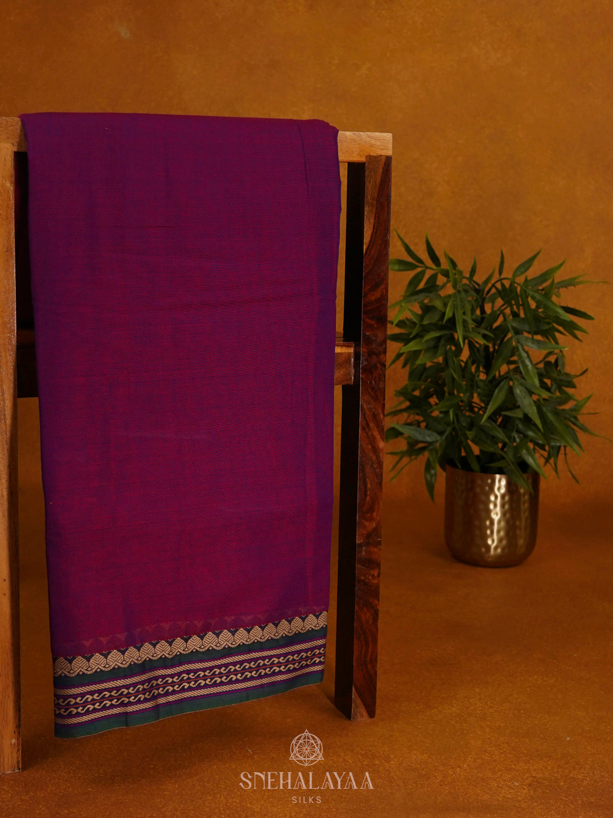 Magenta Narayanpet Cotton Saree without Blouse