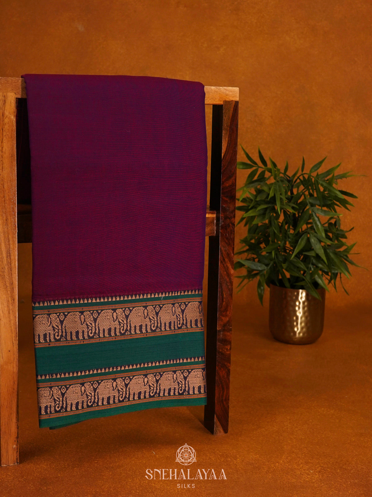 Magenta Narayanpet Cotton Saree without Blouse