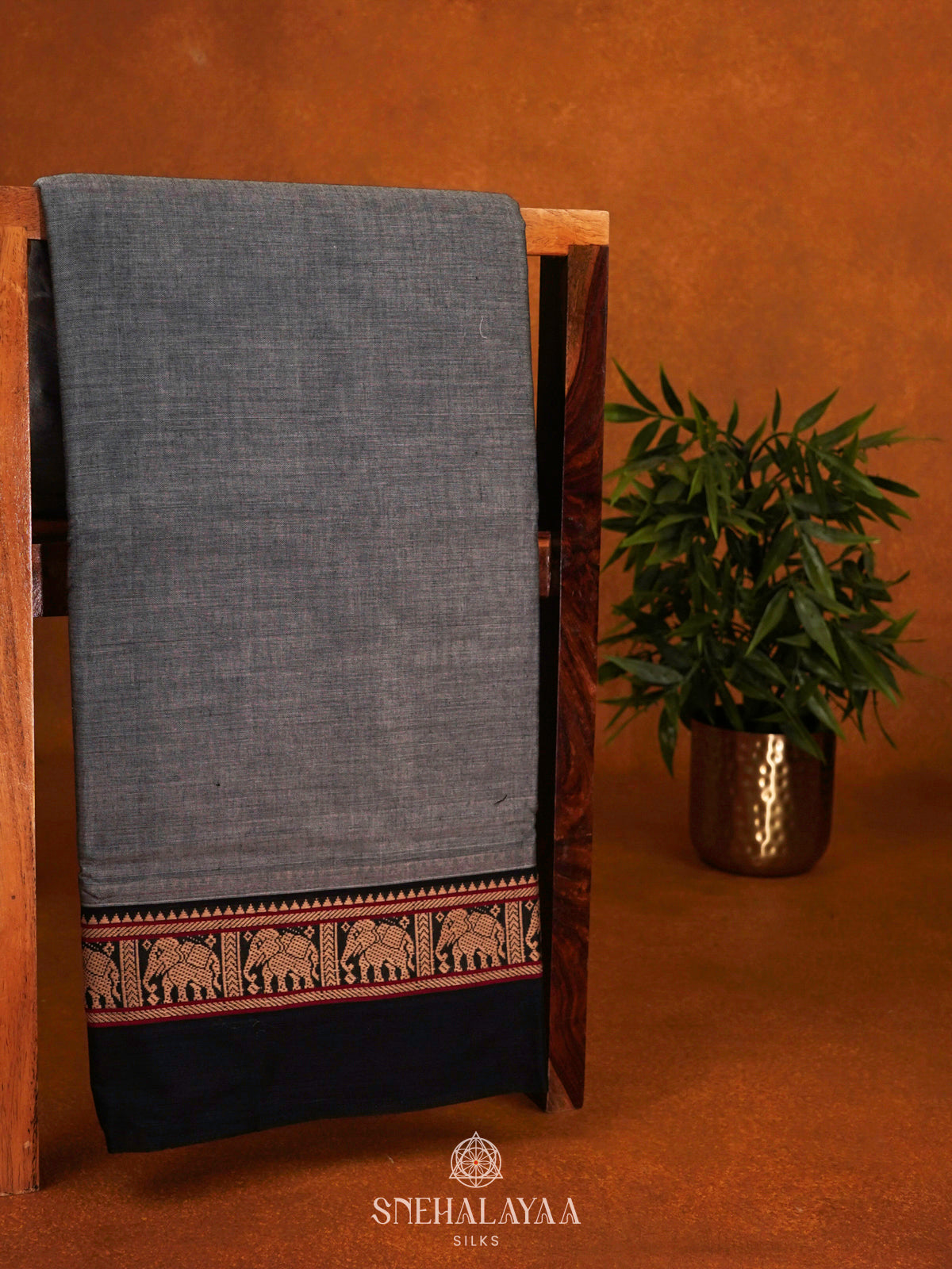 Grey Narayanpet Cotton Saree without Blouse