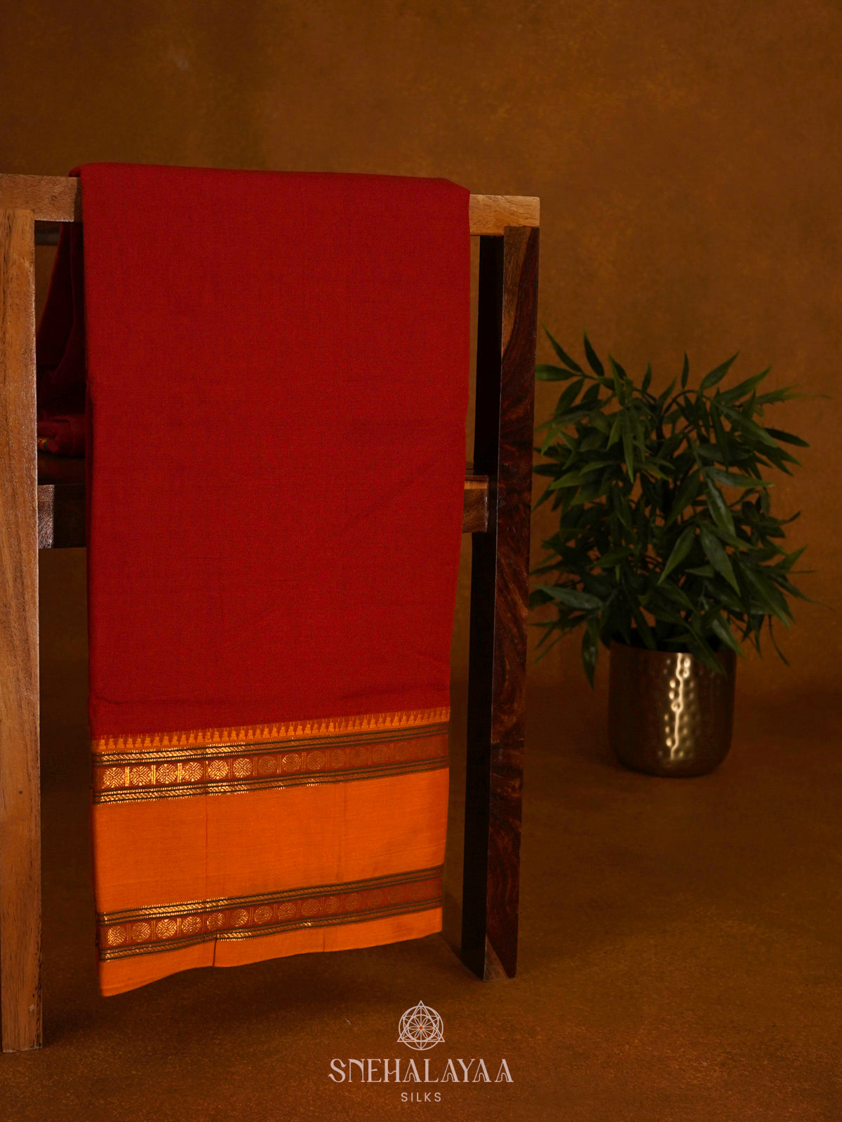 Red Narayanpet Cotton Saree without Blouse