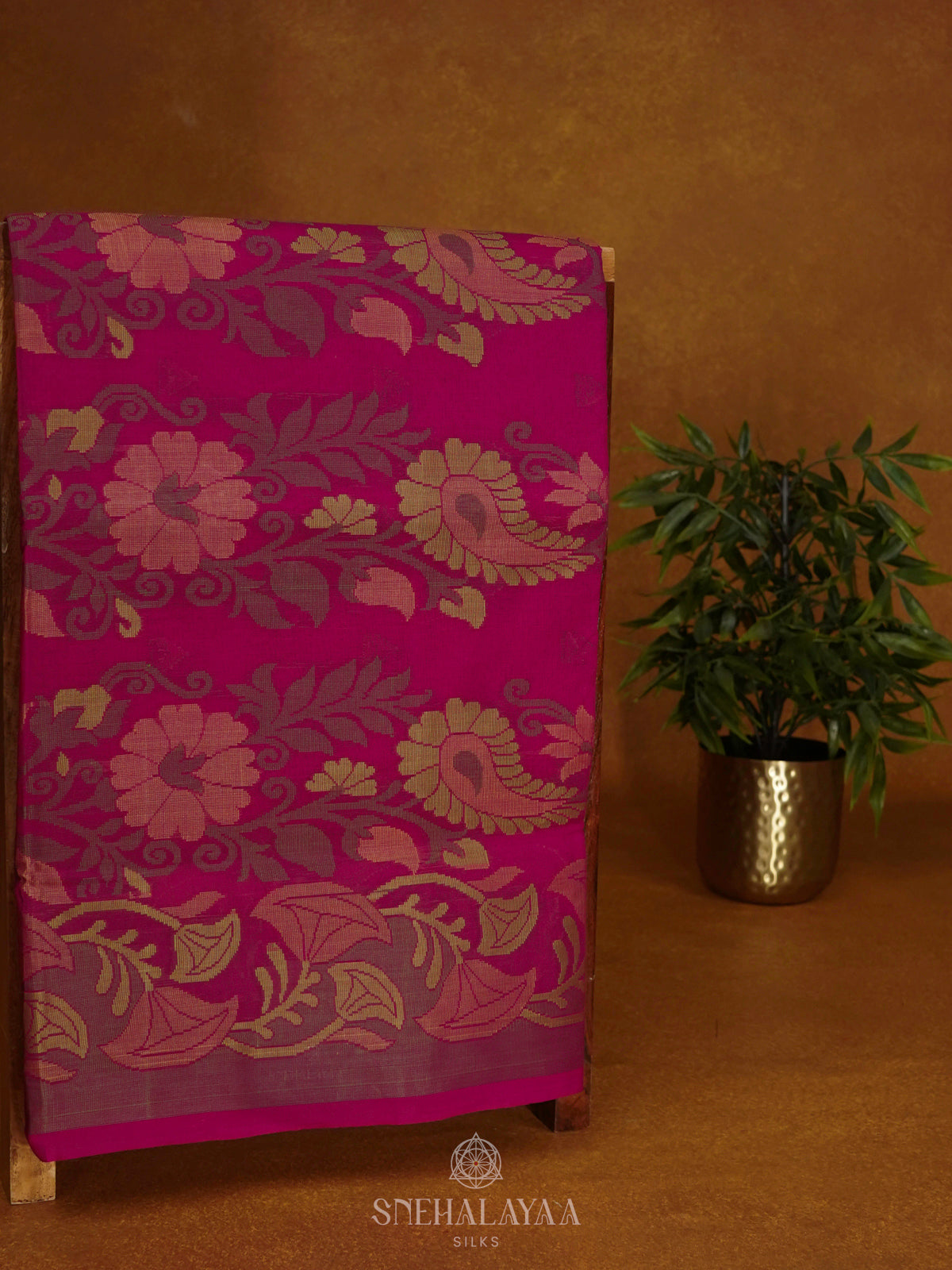 Magenta Pink Bengal Cotton Saree