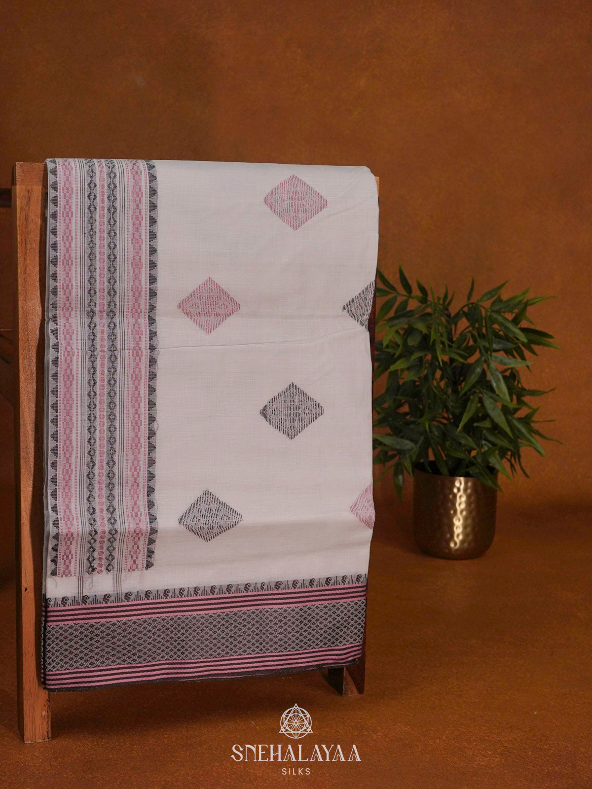Off White Bengal Cotton Saree