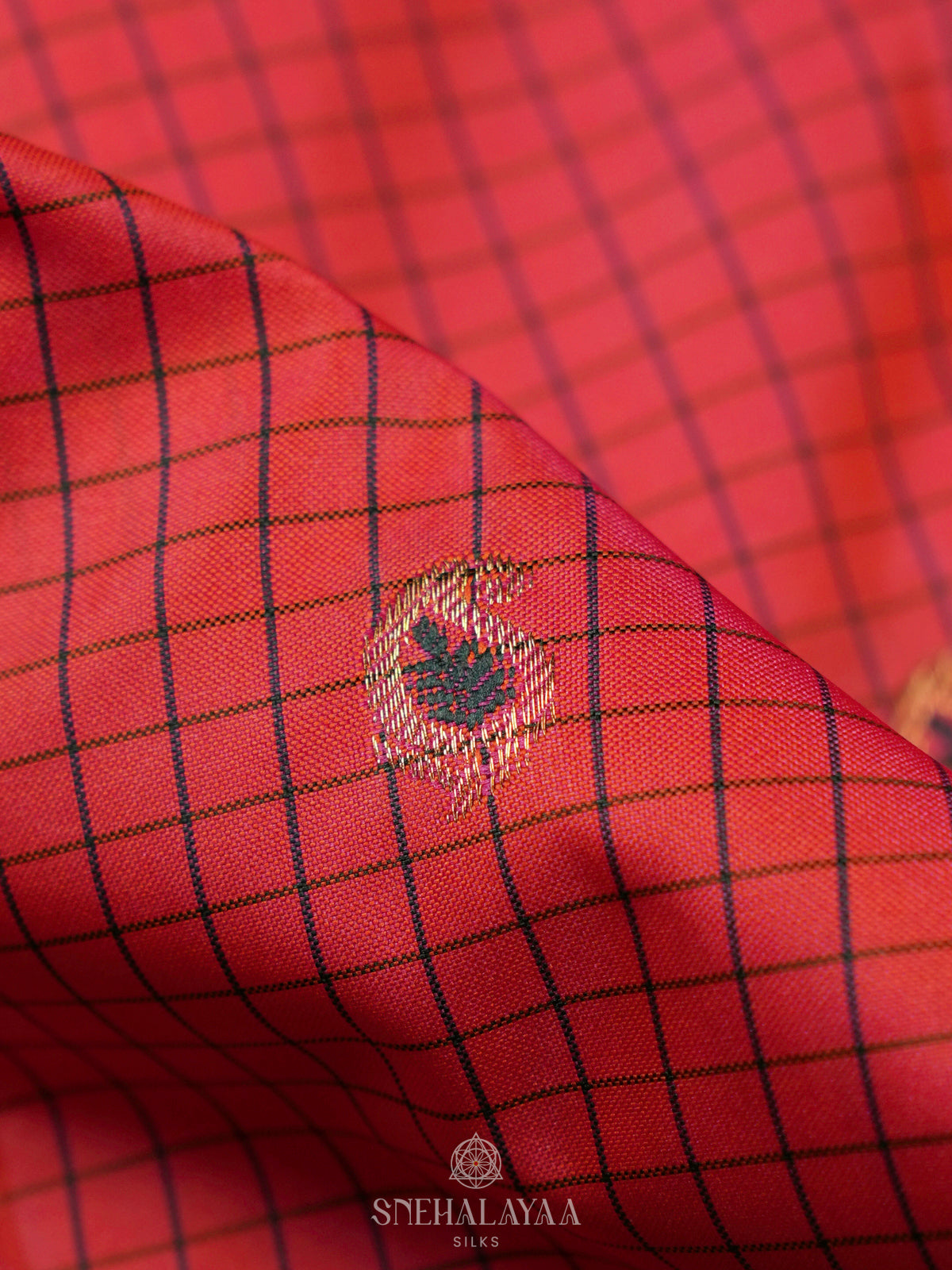 Red Gadwal Saree