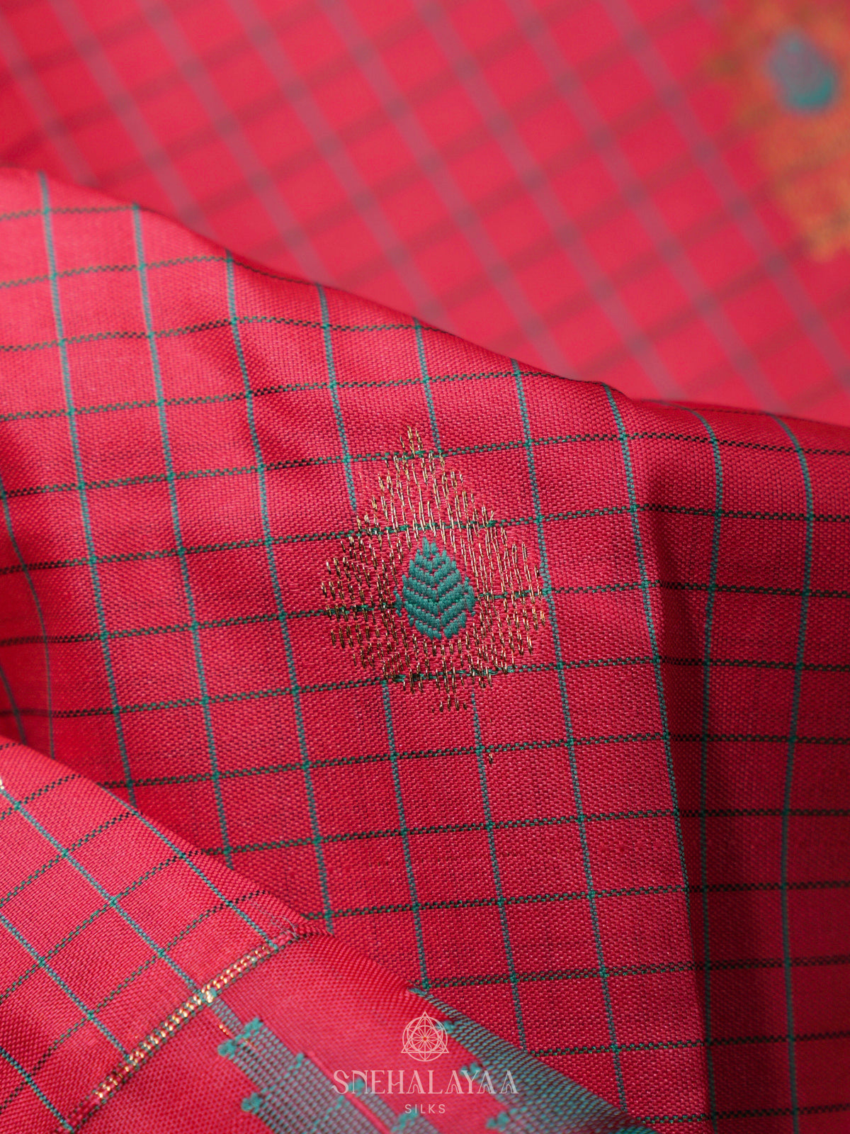 Red Gadwal Saree