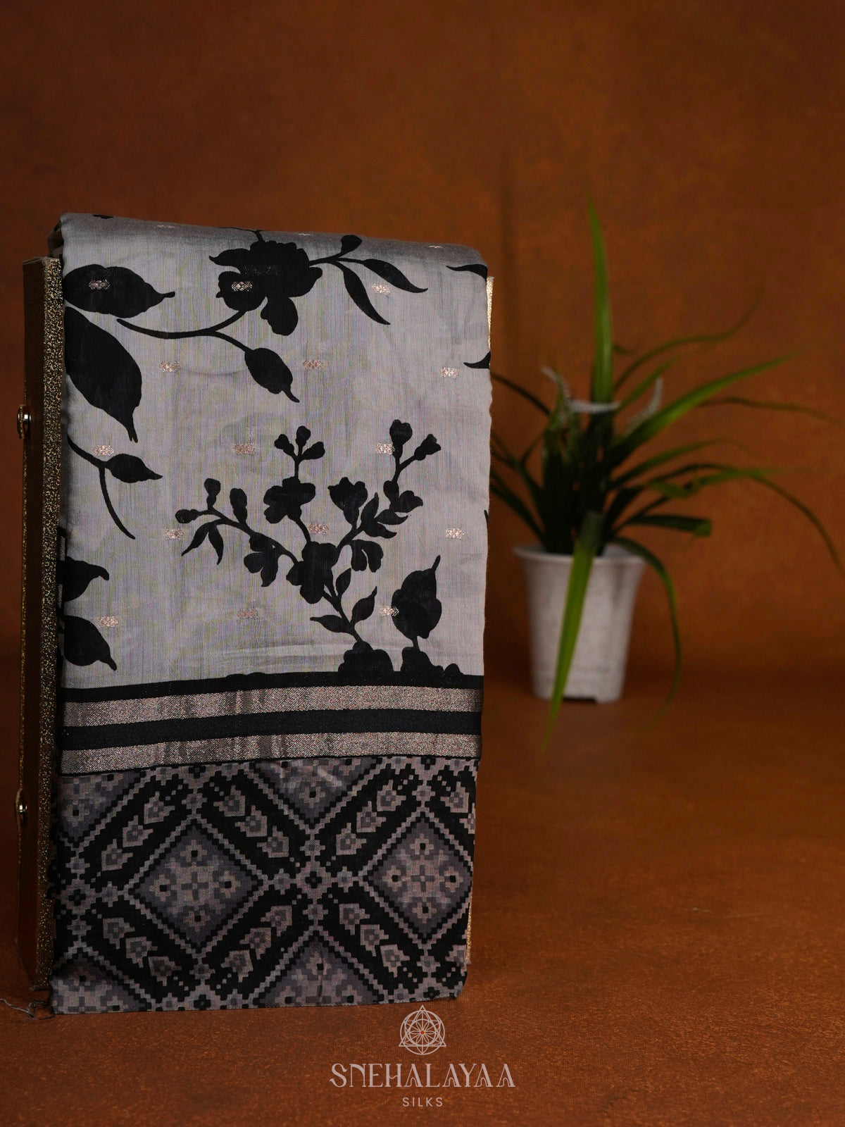 Grey Chanderi Saree