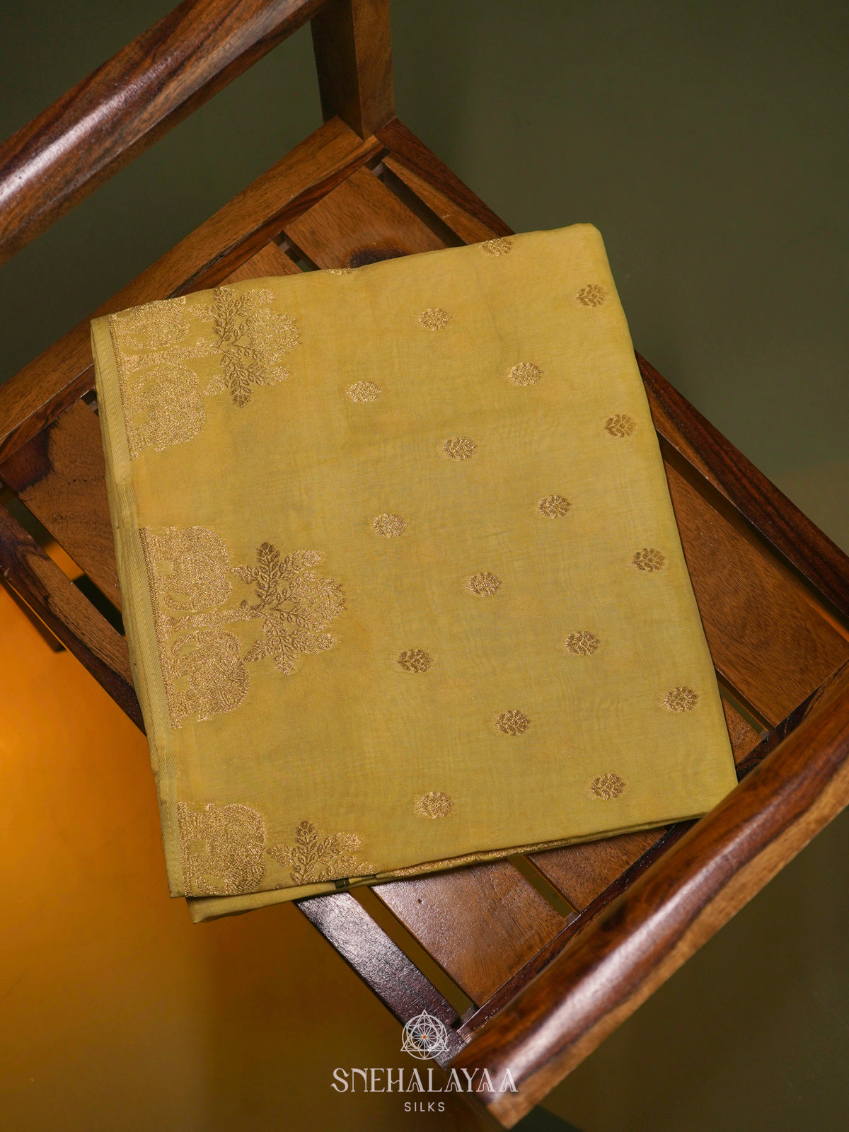 Pale Yelloe Banaras Silk Saree