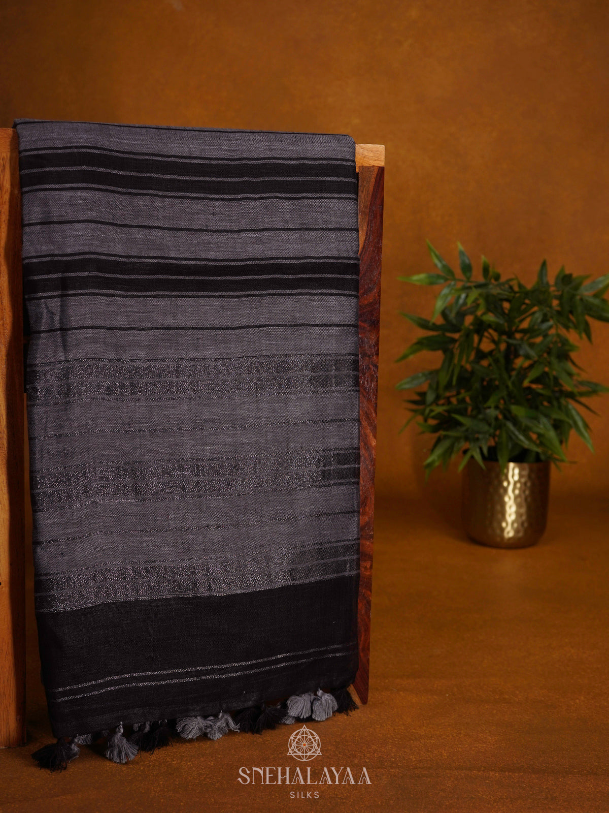 Grey Linen Saree
