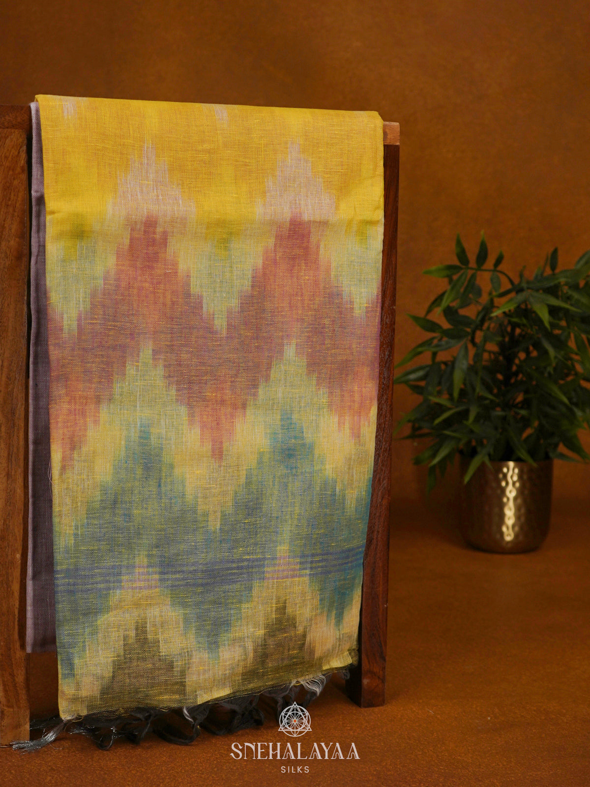 Pale Pink Linen Saree