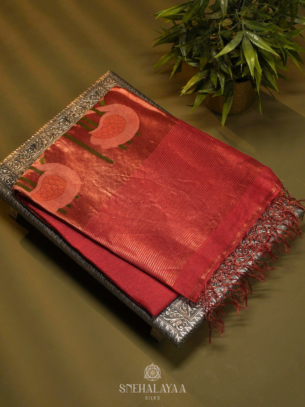 Red Linen Saree
