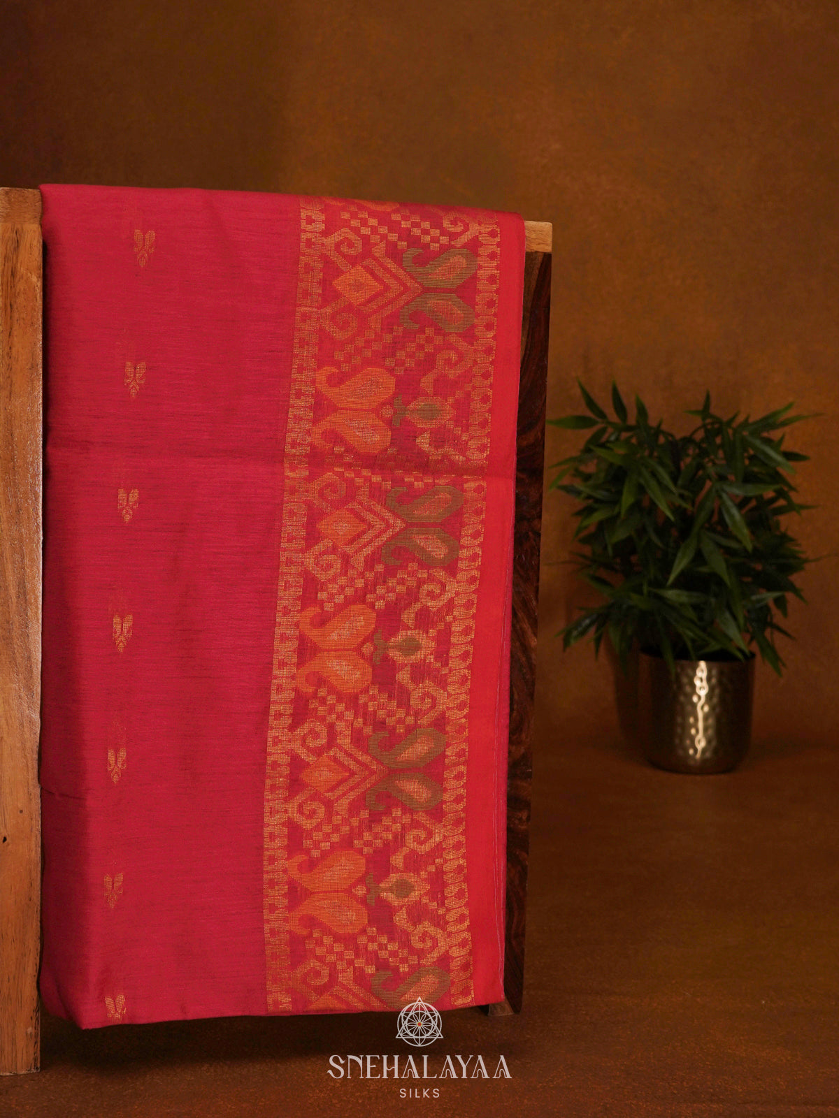 Red Linen Saree