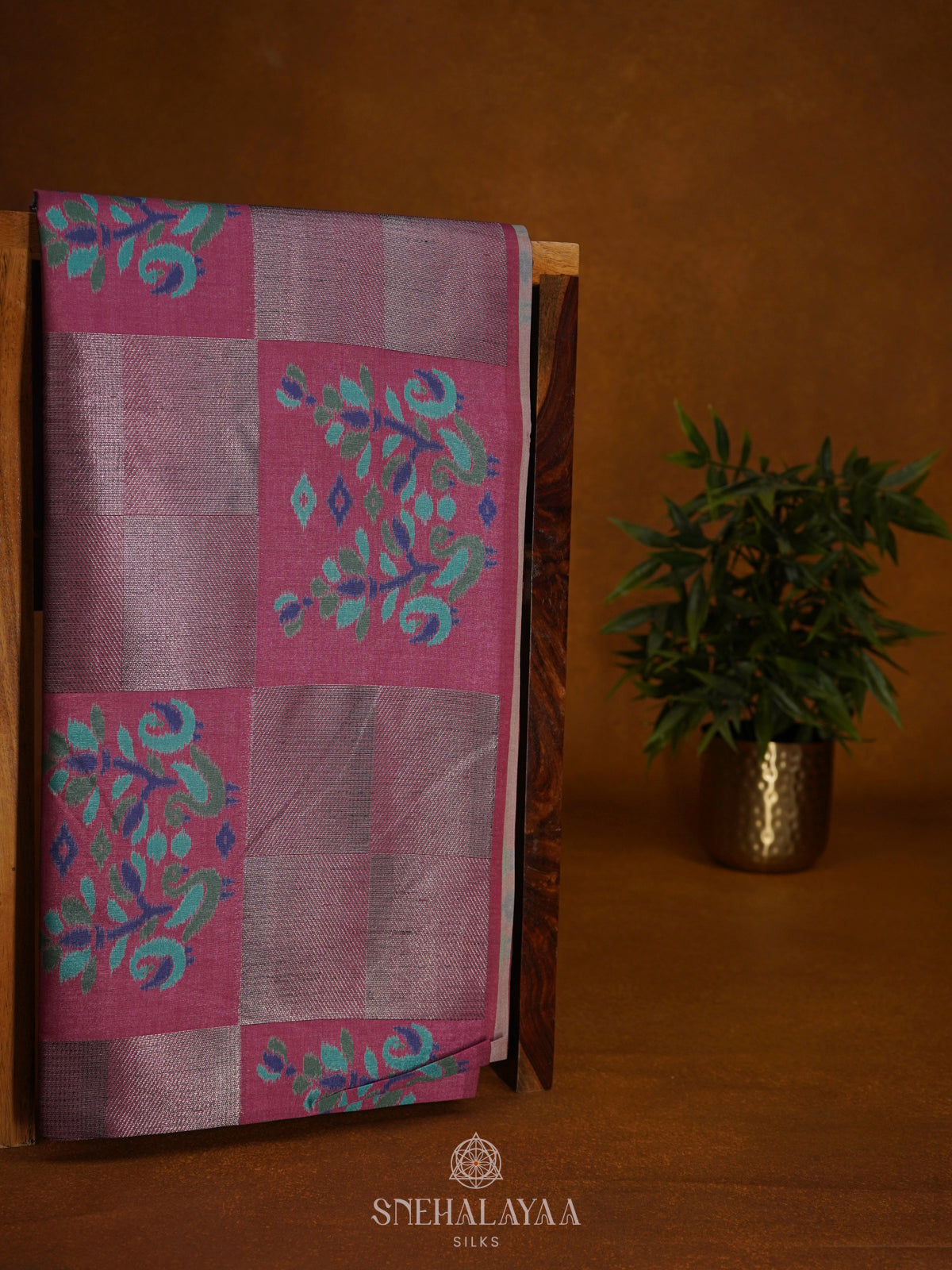 Pink Jute Saree