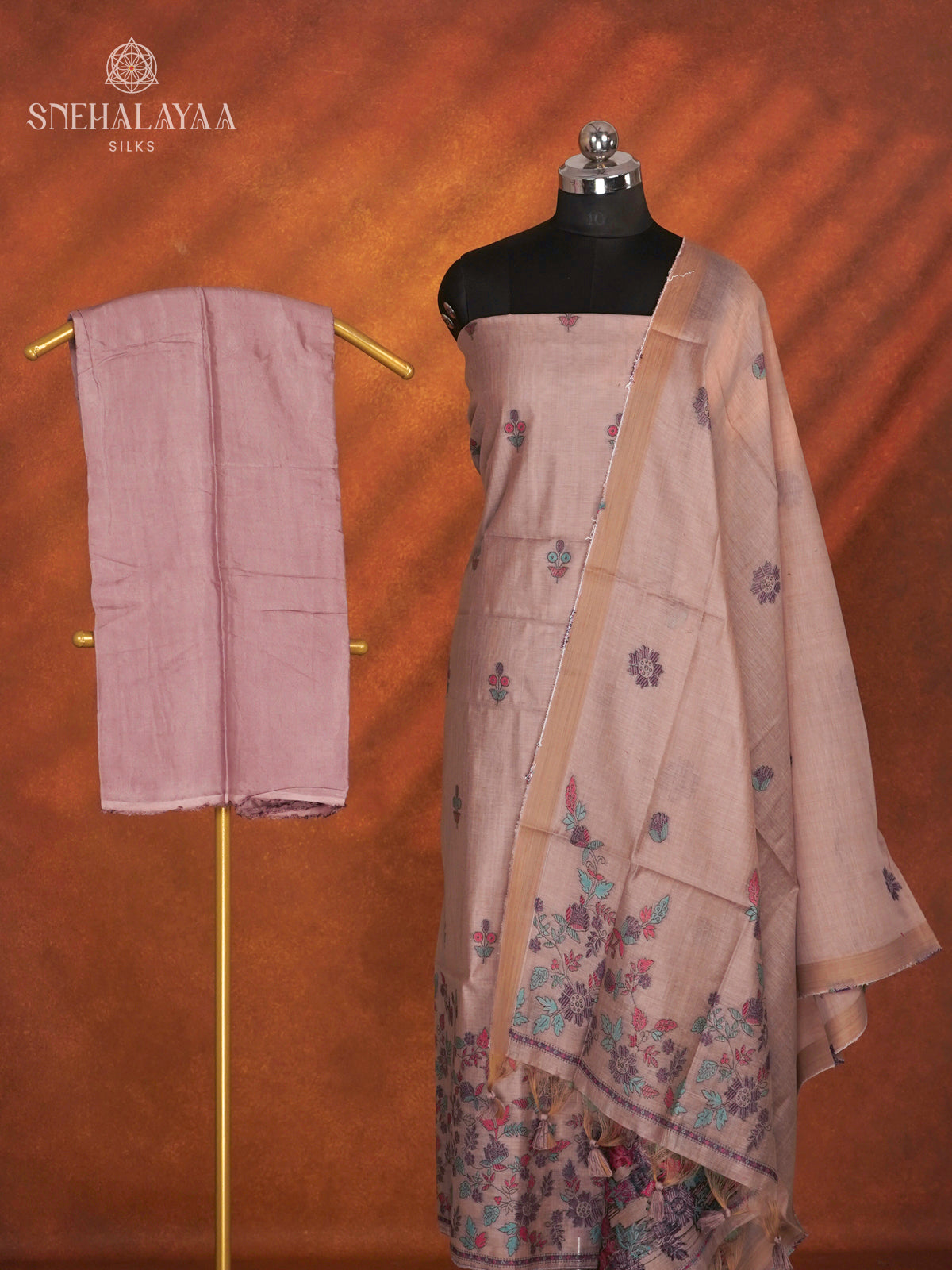 Pale Pink Munga Cotton 3-Piece Salwar Suit Material