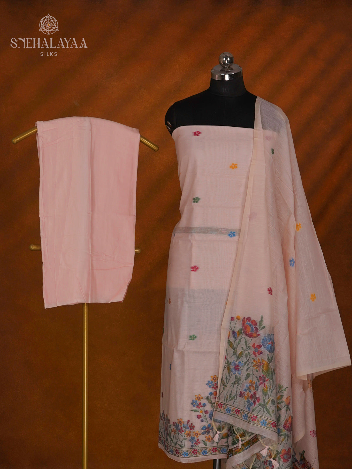 Pale Pink Munga Cotton 3-Piece Salwar Suit Material
