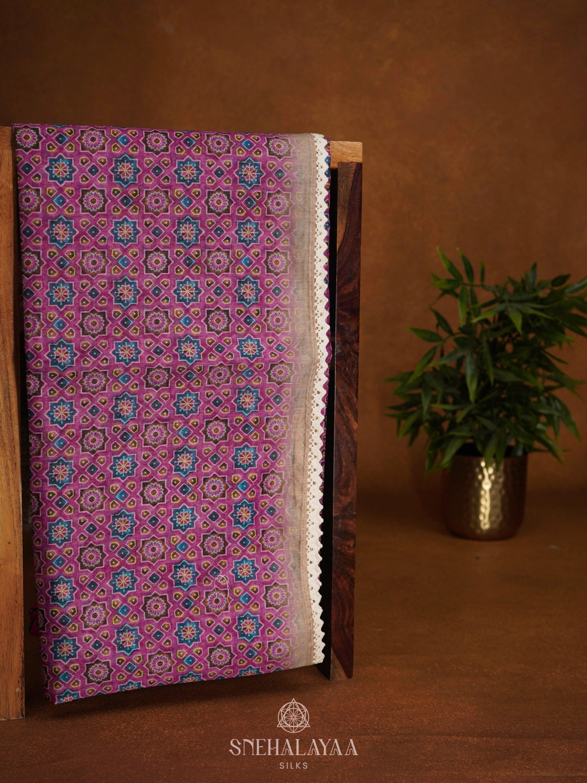 Pink Linen Saree