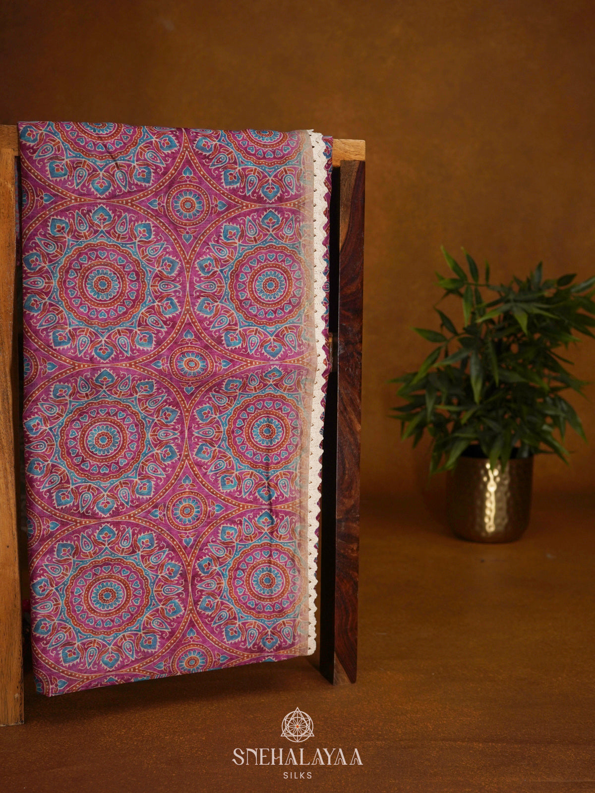 Pink Linen Saree