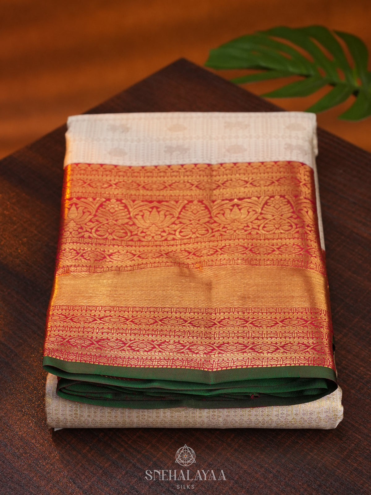Wjite Kanjivaram Silk Saree