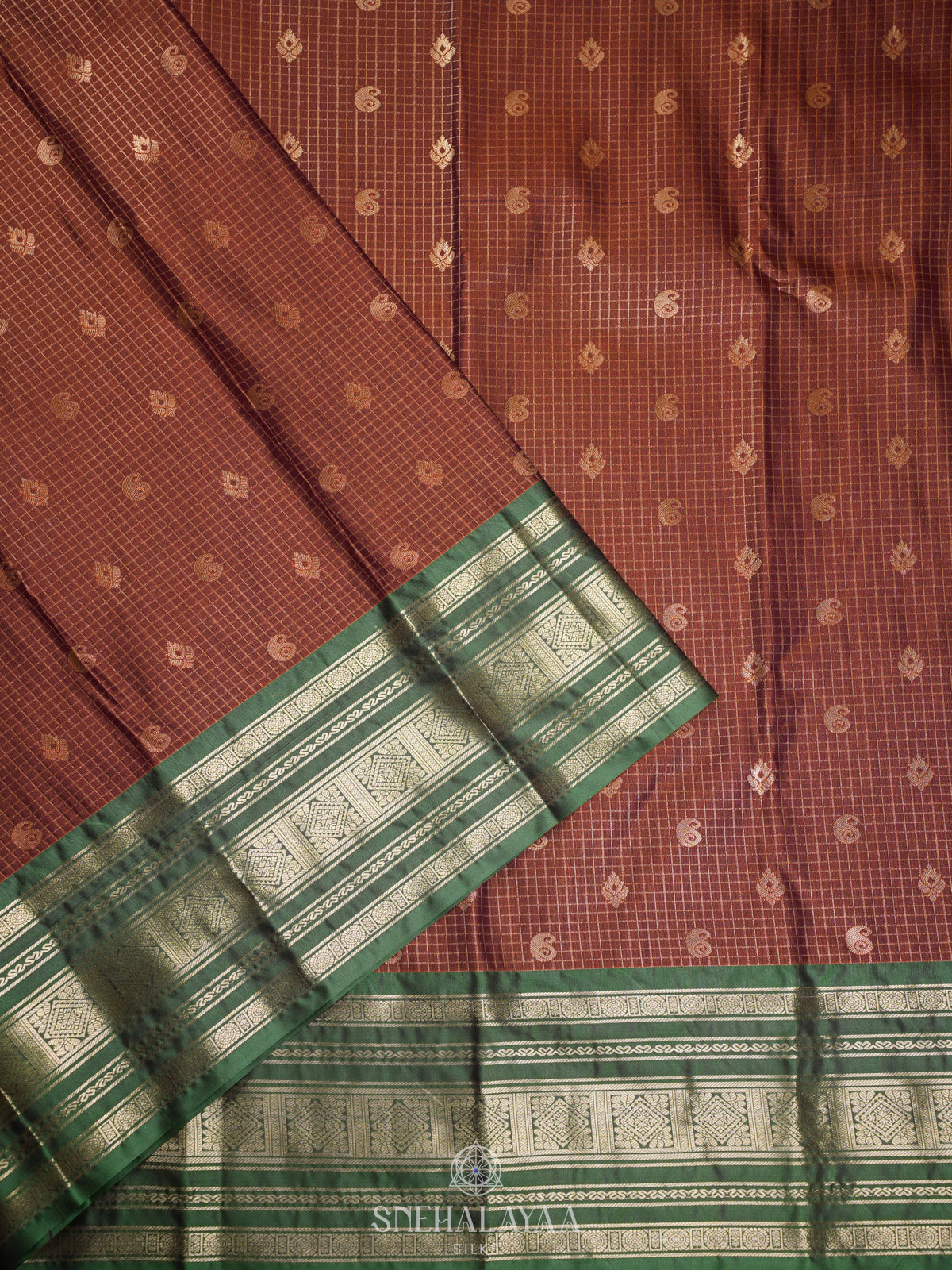 Brown Art Silk Sraee