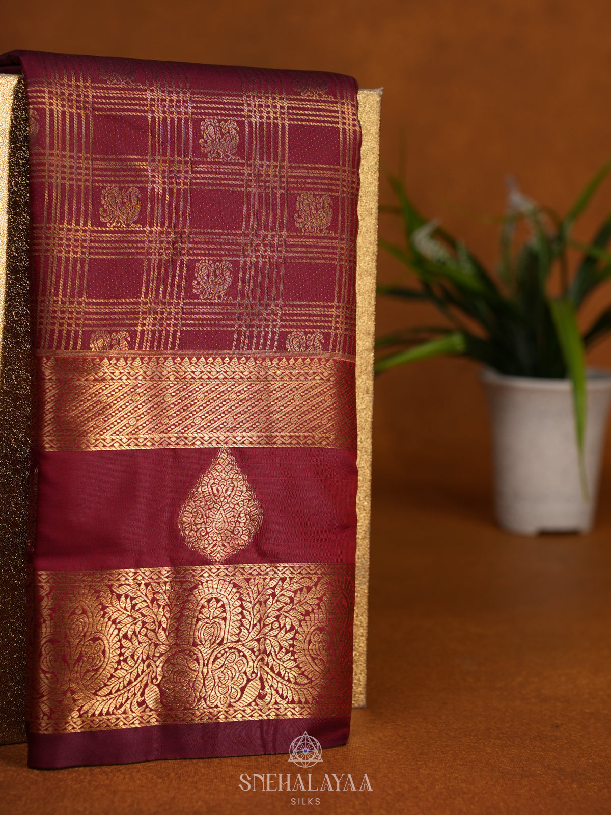 Maroon Art Silk Sraee