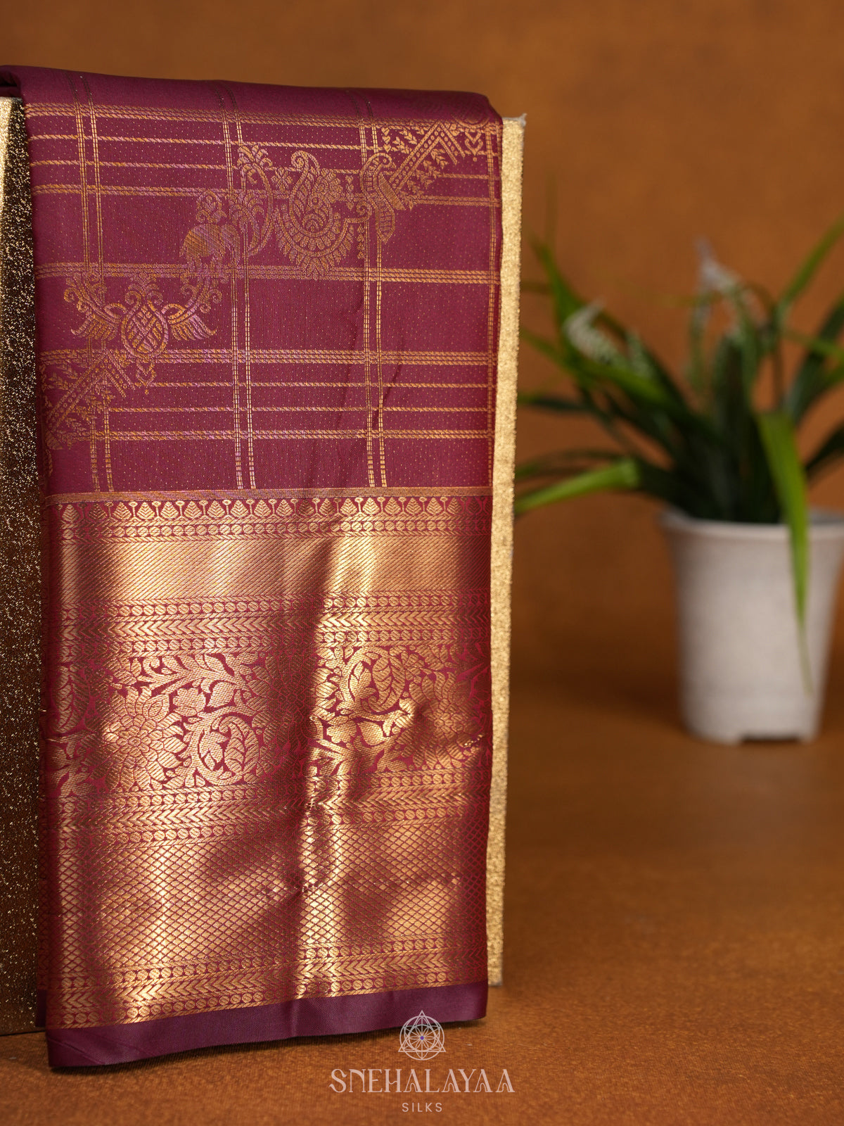 Maroon Art Silk Sraee