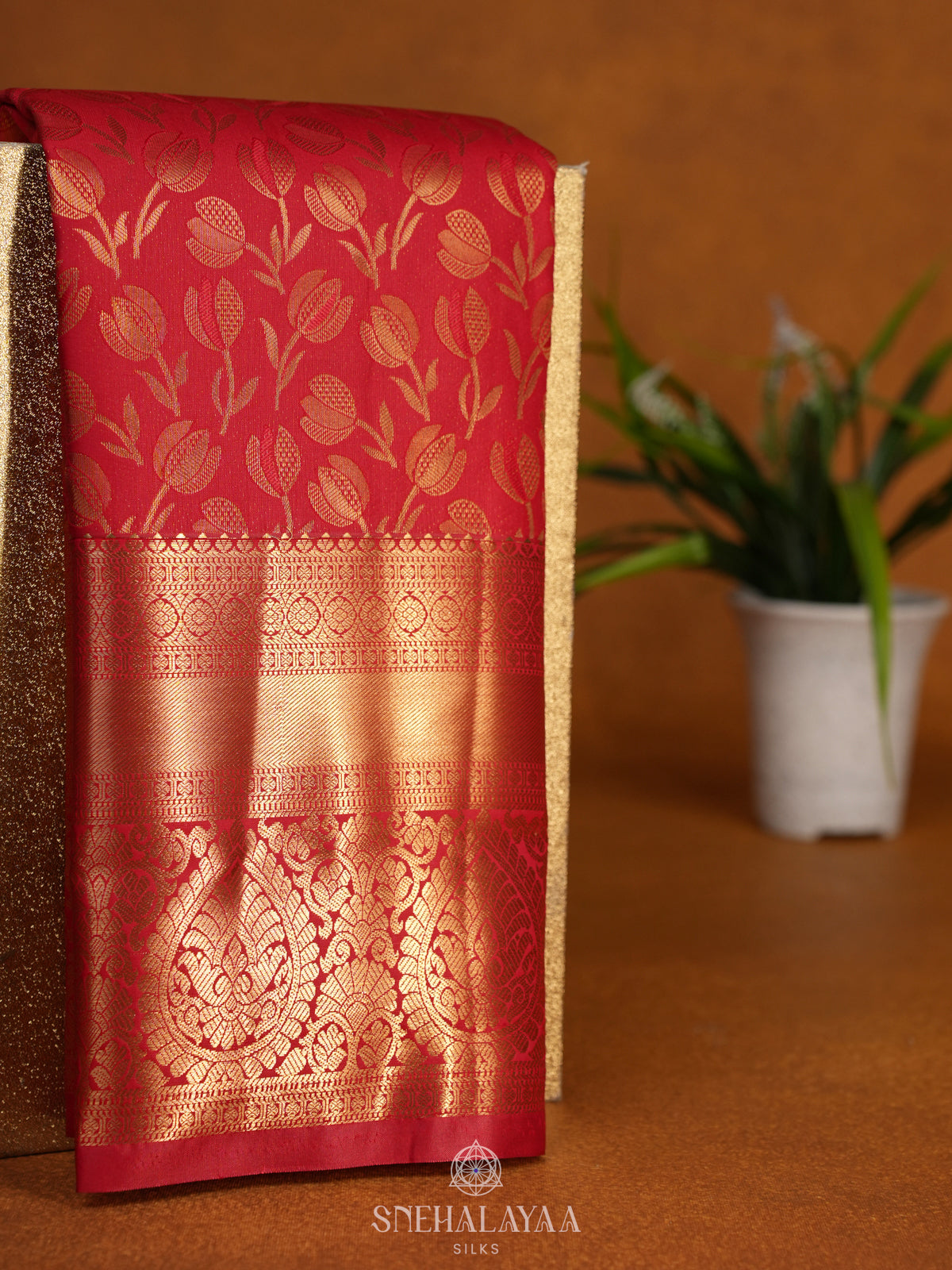 Red Art Silk Sraee