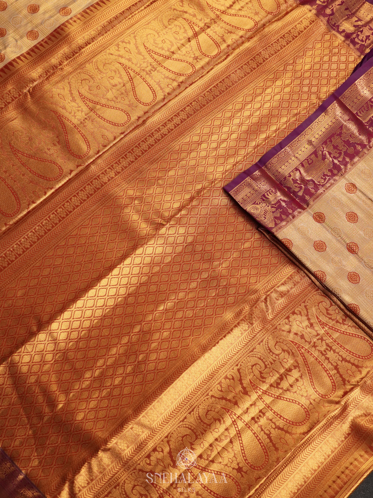 Golden Art Silk Sraee