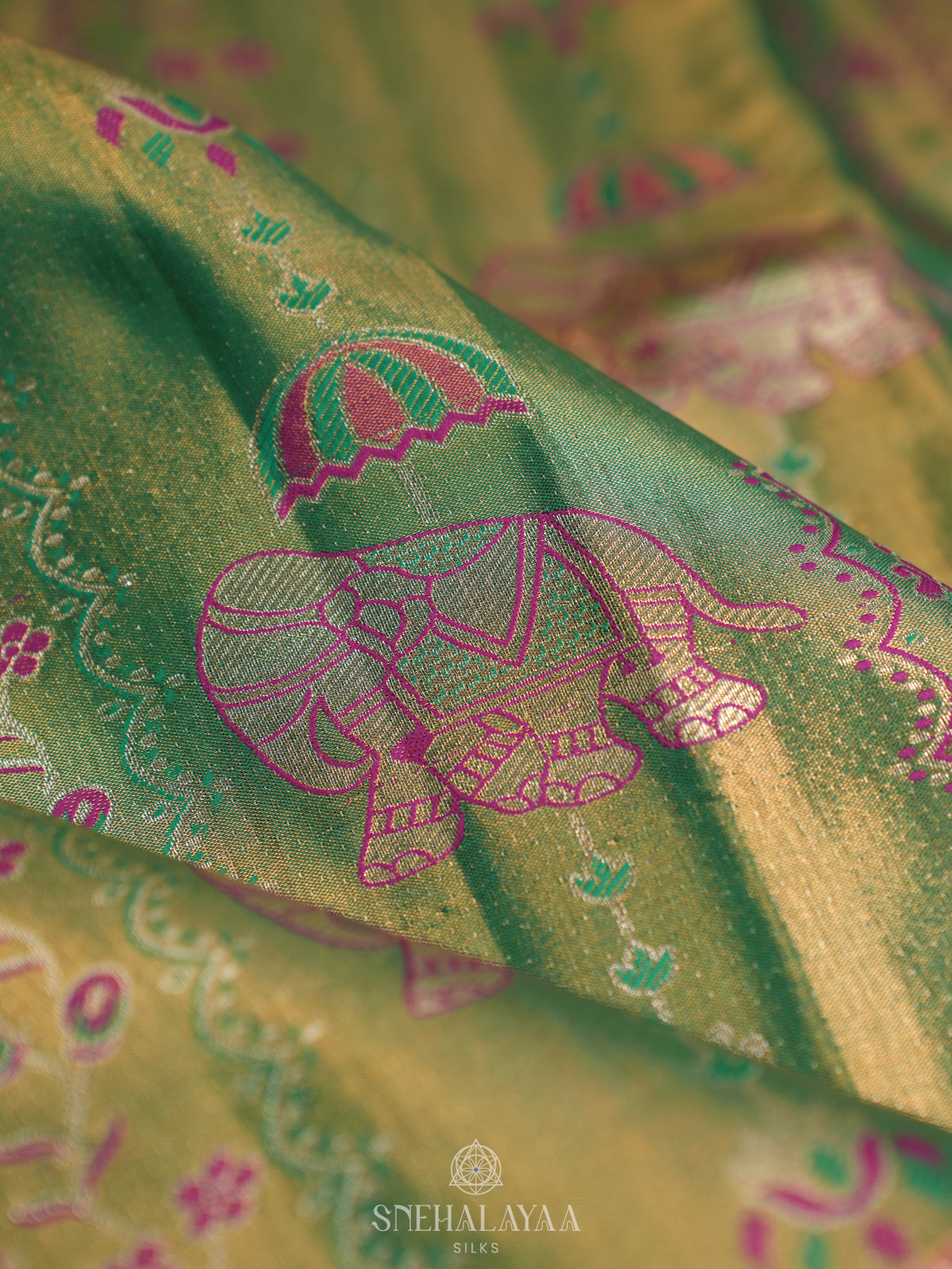 Green Art Silk Sraee