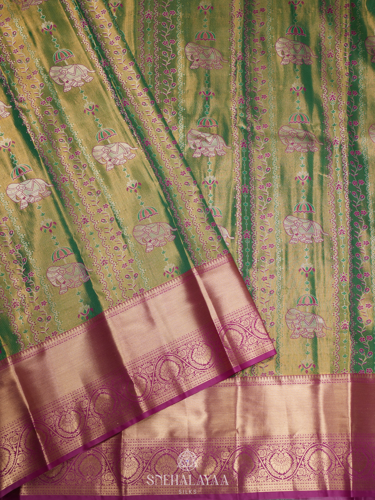 Green Art Silk Sraee