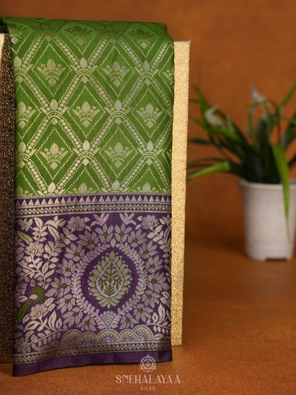 Emerald Green Art Silk Sraee