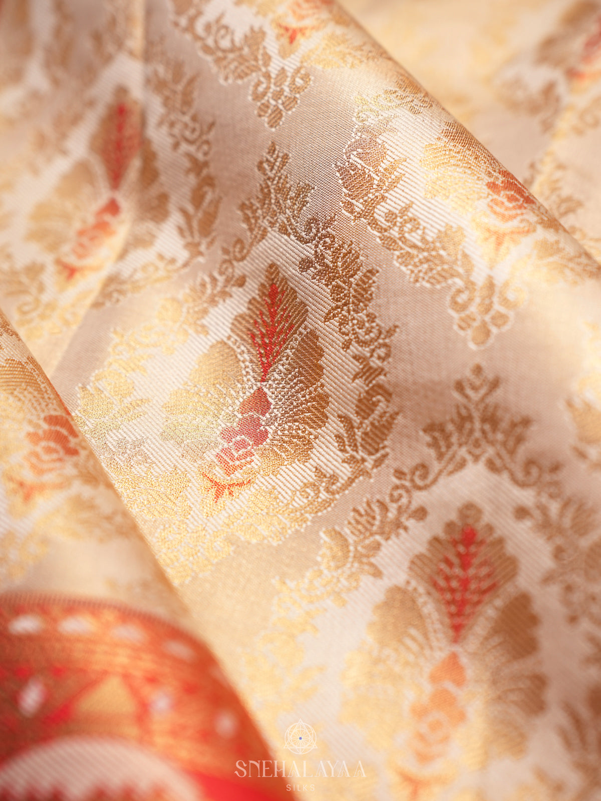 Cream Art Silk Sraee