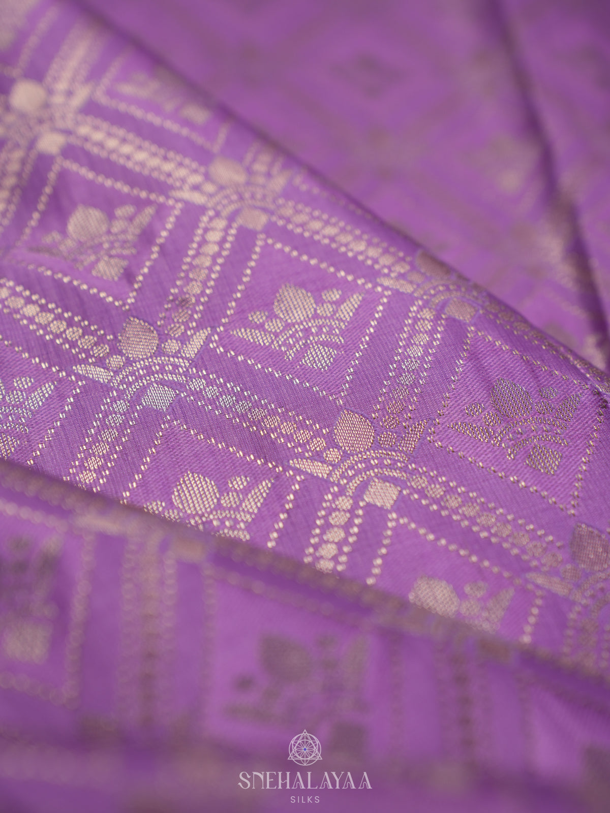 Lavender Art Silk Sraee
