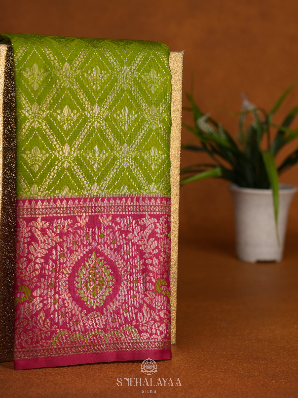 Lime Green Art Silk Sraee