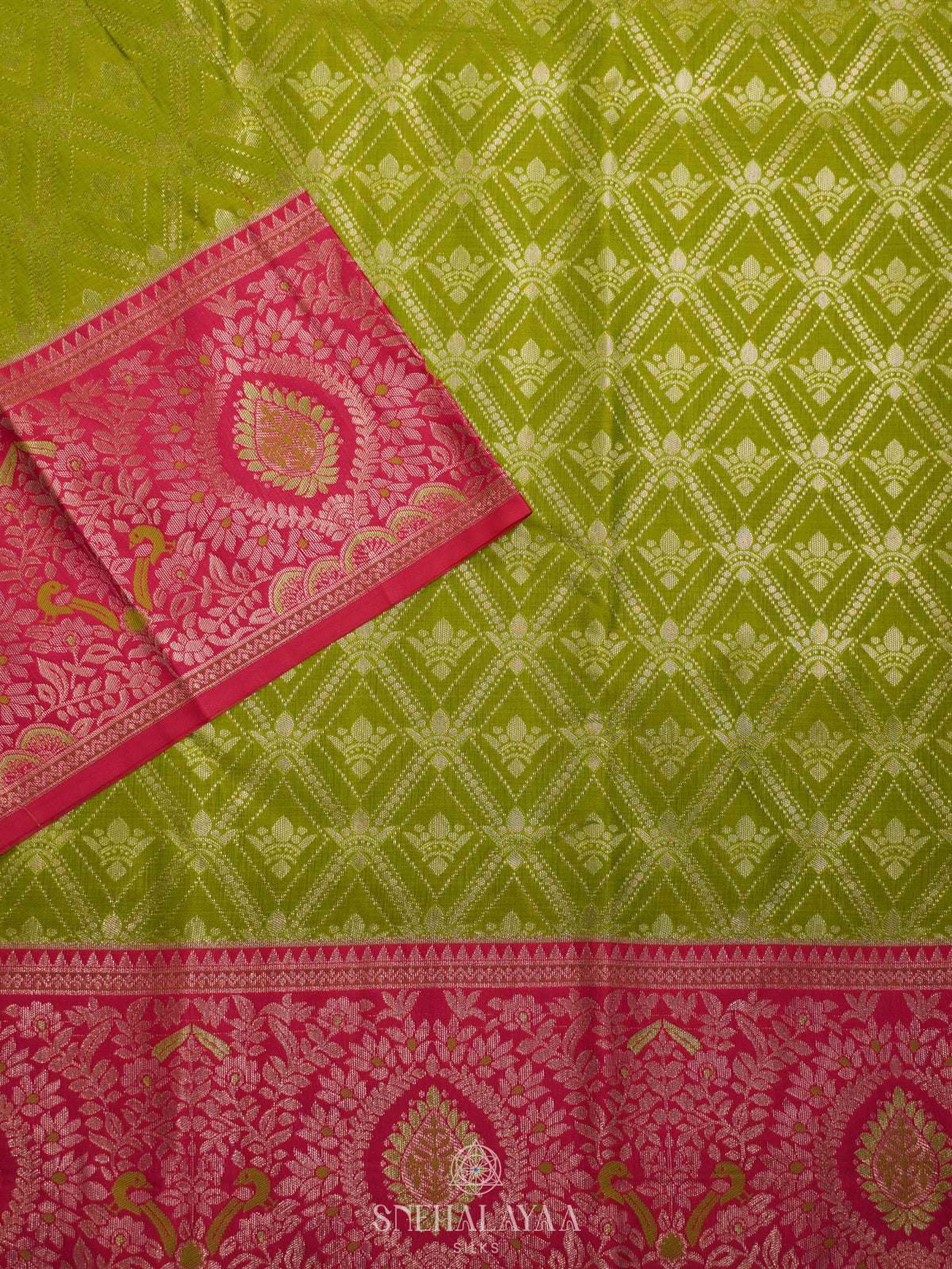 Lime Green Art Silk Sraee