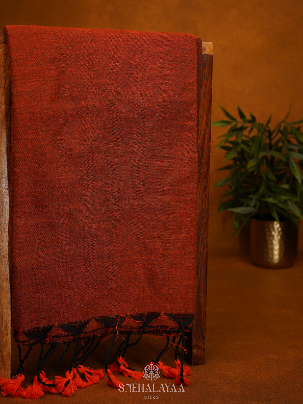 Maroon Khadi Cotton Saree With Cotton Blouse