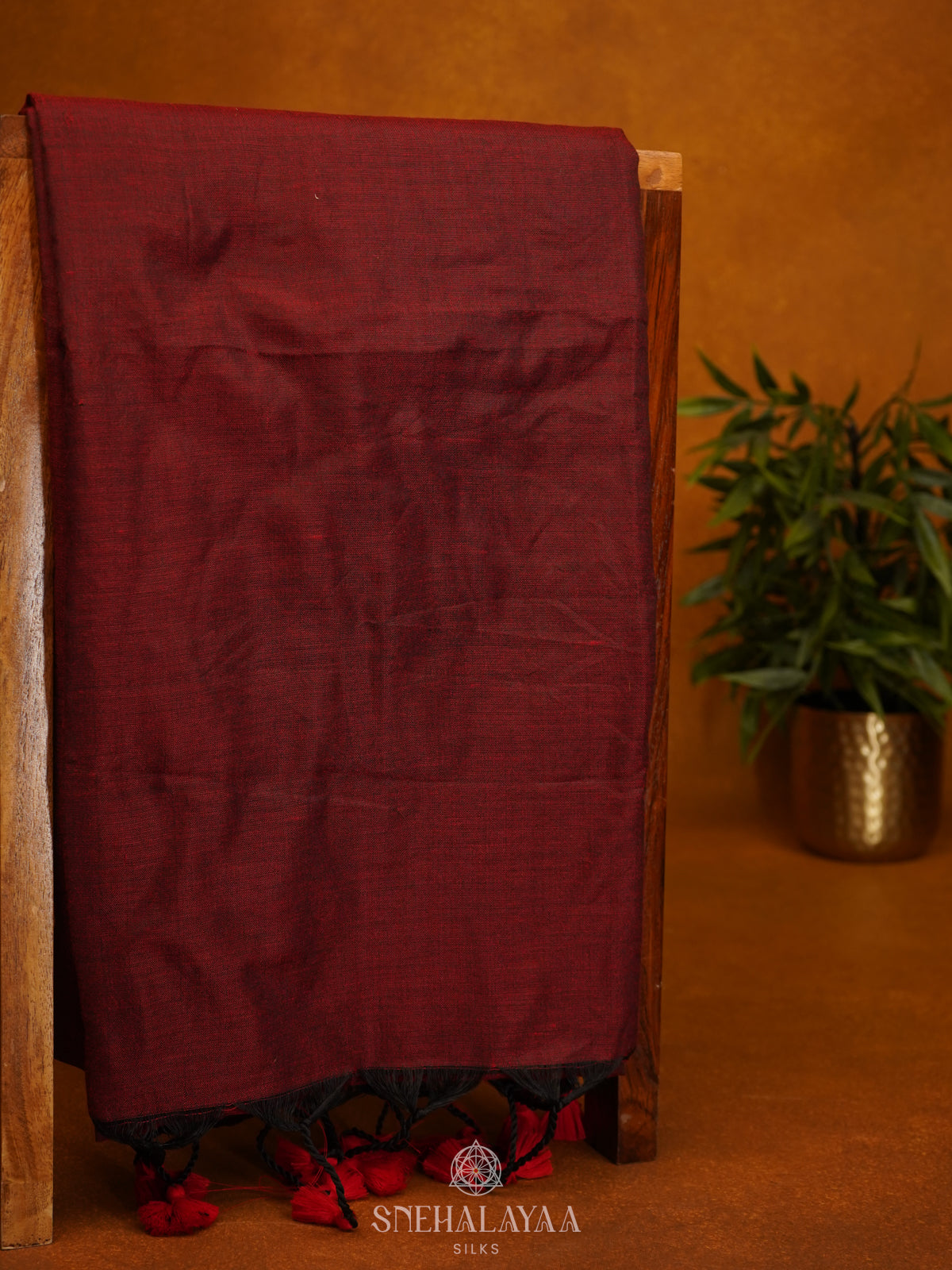 Maroon Khadi Cotton Saree With Cotton Blouse