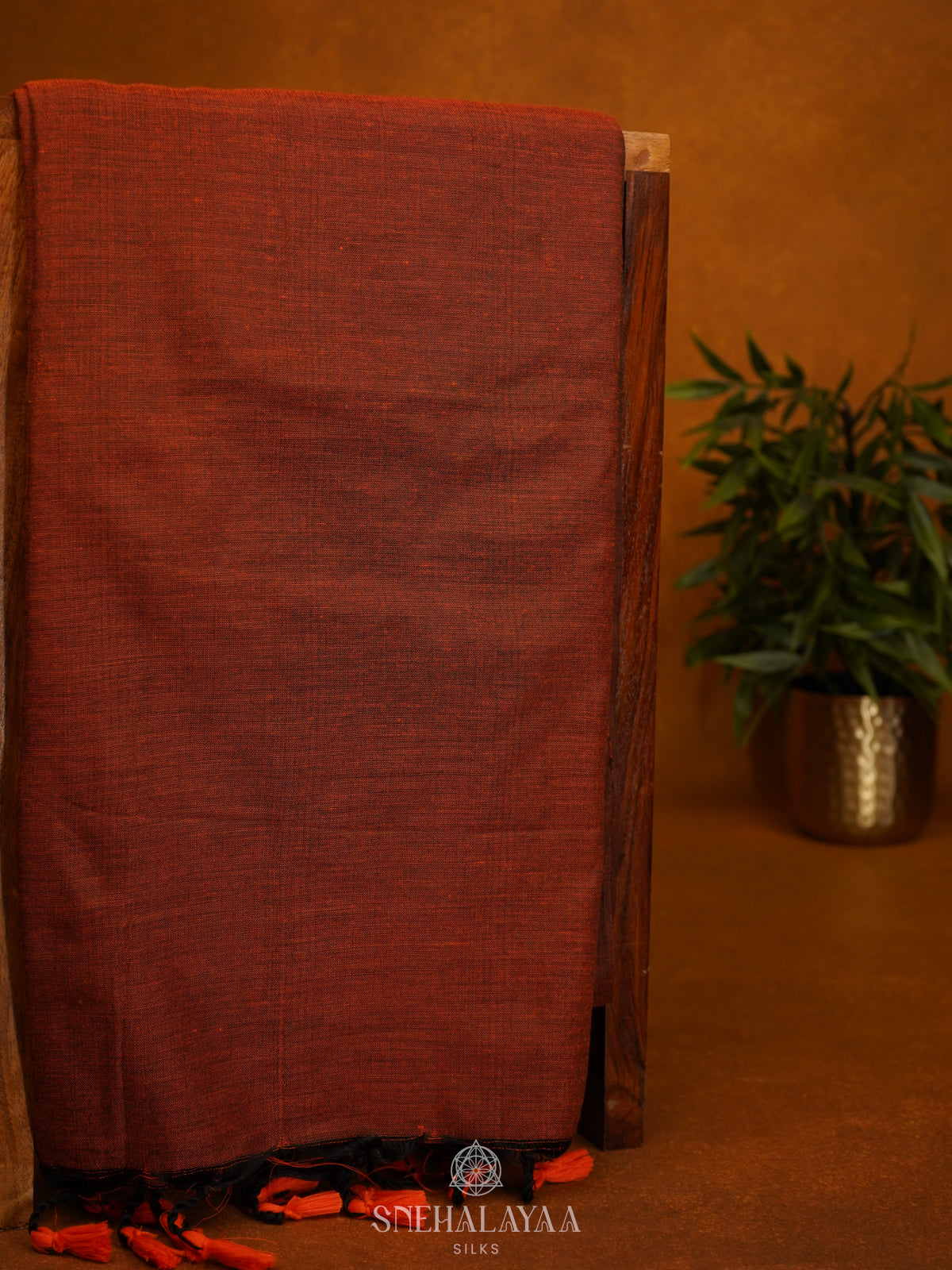 Maroon Khadi Cotton Saree With Cotton Blouse
