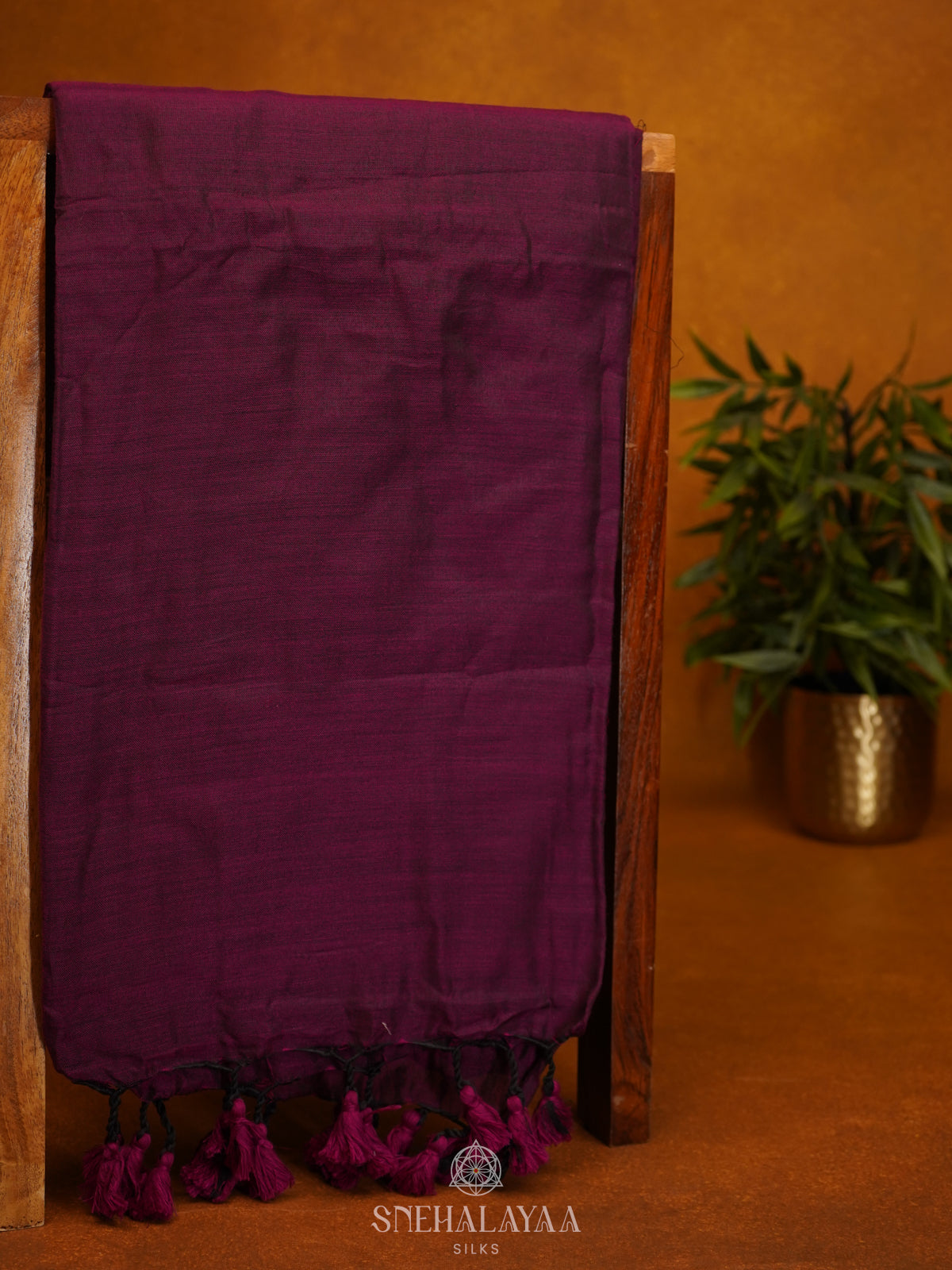 Magenta Khadi Cotton Saree With Cotton Blouse