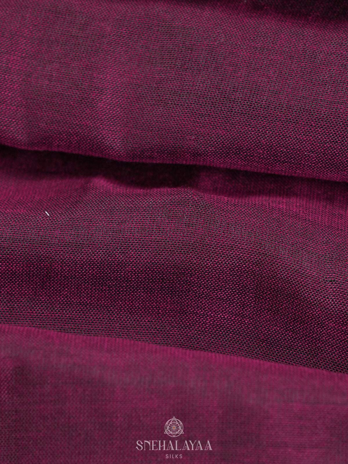 Magenta Khadi Cotton Saree With Cotton Blouse