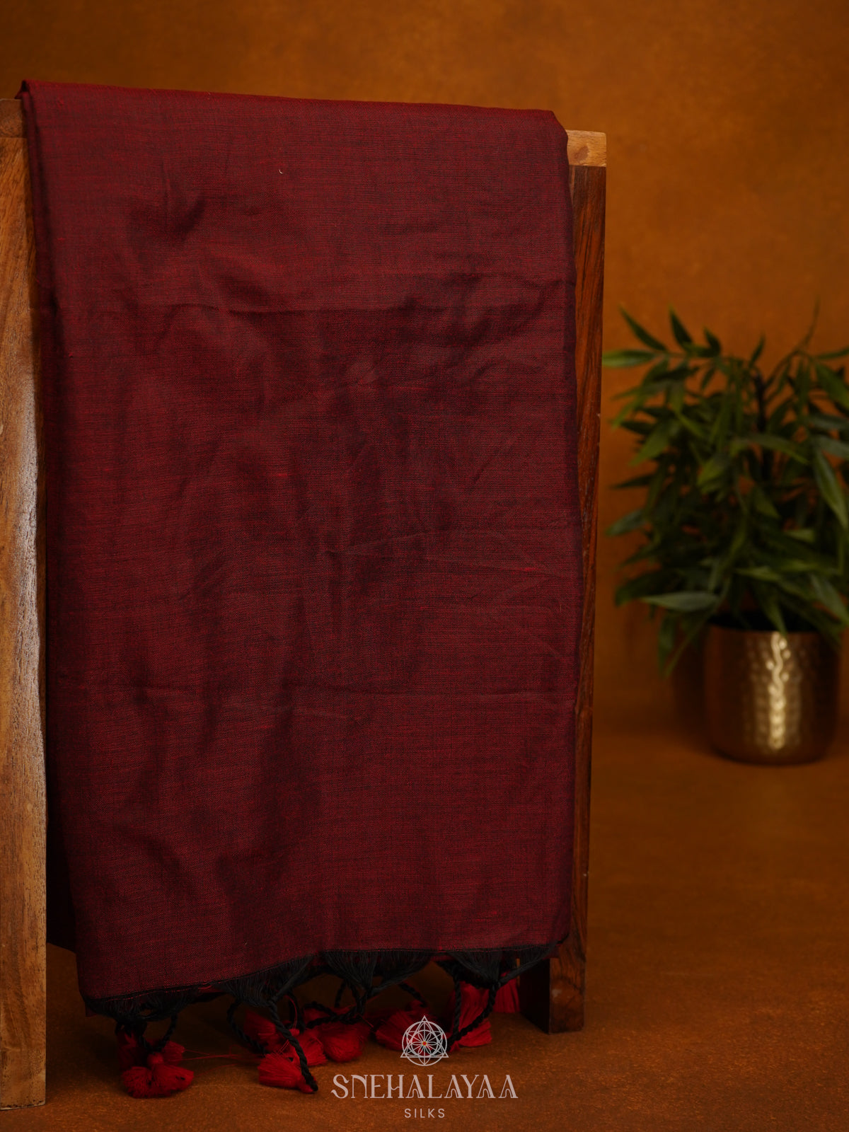 Maroon Khadi Cotton Saree With Cotton Blouse