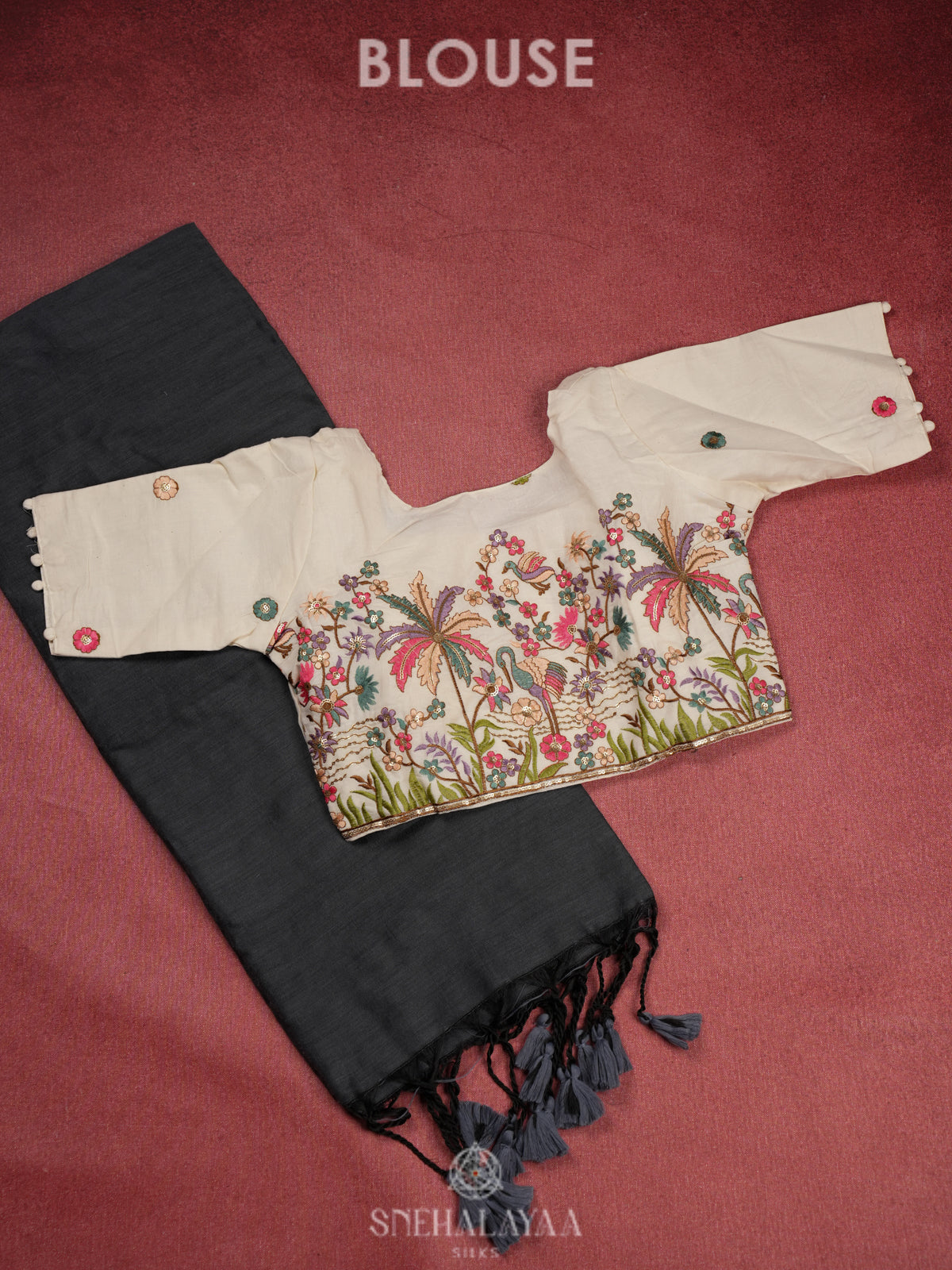 Grey Khadi Cotton Saree With Cotton Blouse