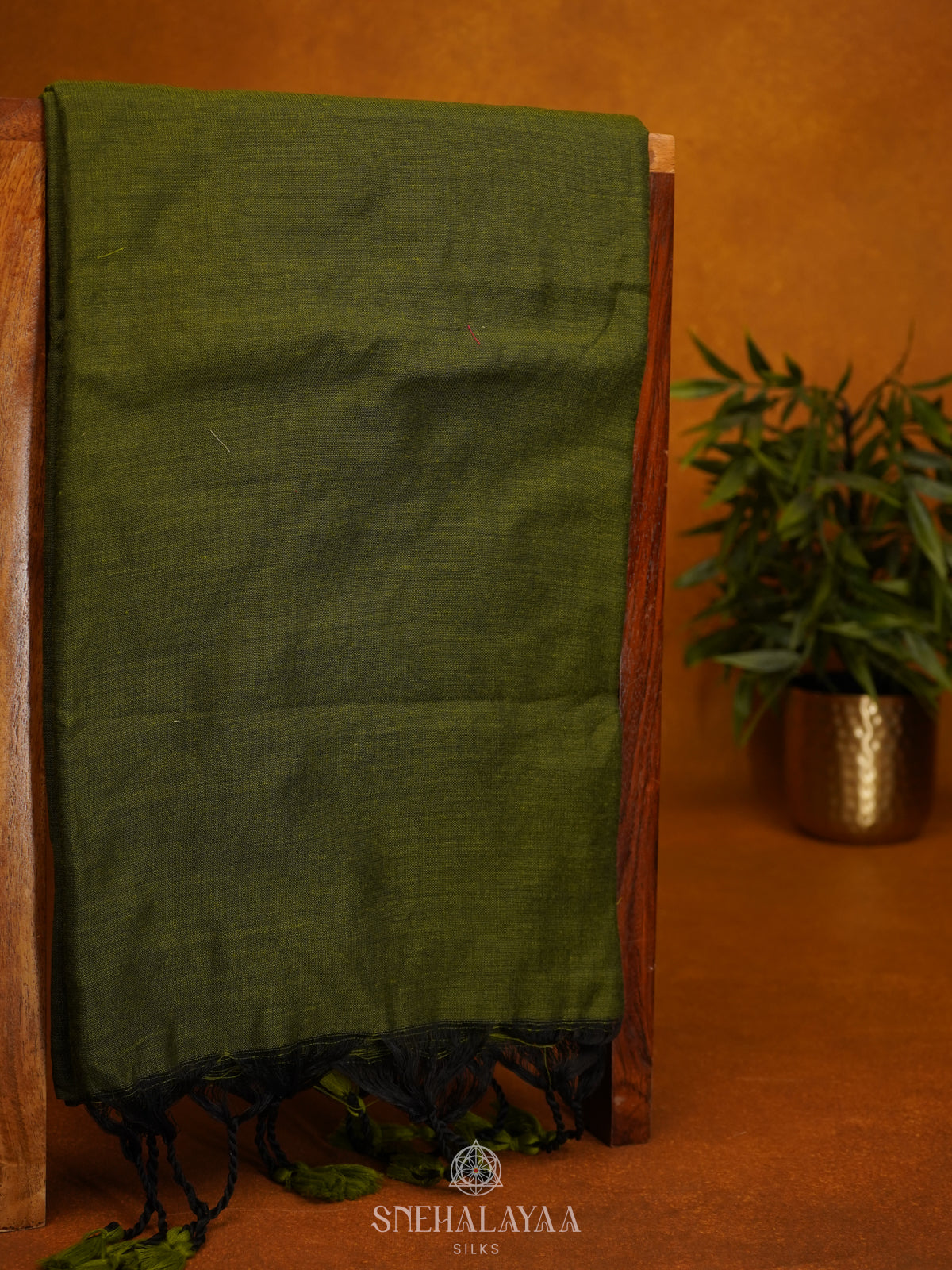 Olive Green Khadi Cotton Saree With Cotton Blouse