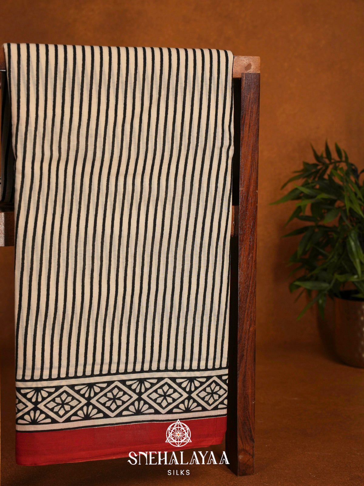Off White Jaipur Cotton Saree