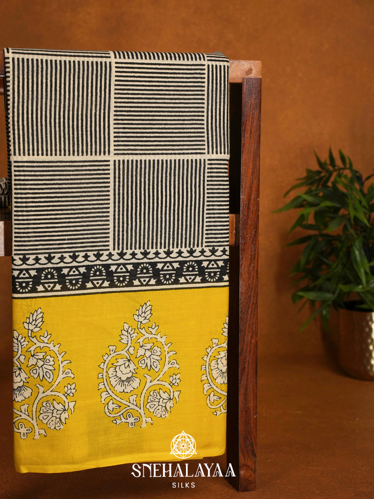 Off White Jaipur Cotton Saree