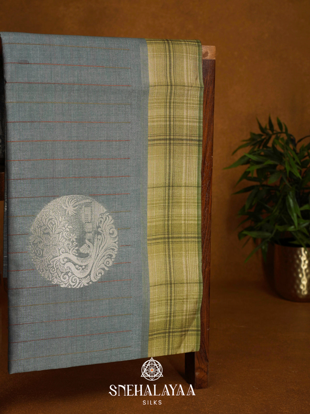Grey Jute Saree