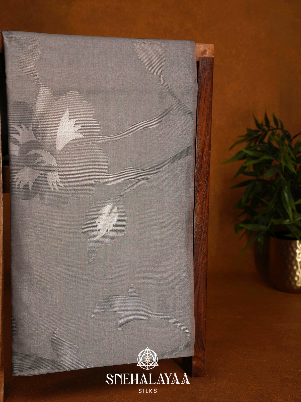 Grey Jute Saree