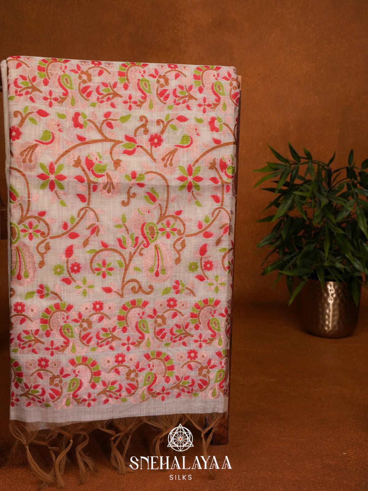 Cream Floral Printed Munga Cotton Saree