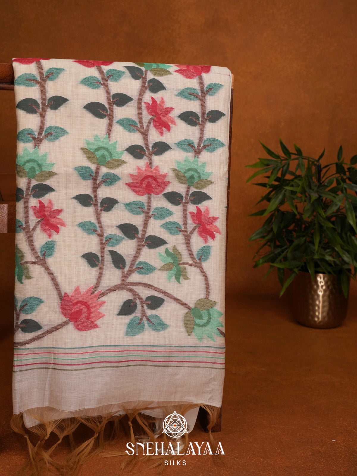 Cream Floral Printed Munga Cotton Saree